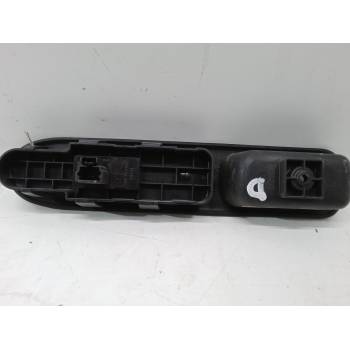 MANDO ELEVALUNAS DELANTERO DERECHO PA6GT30 