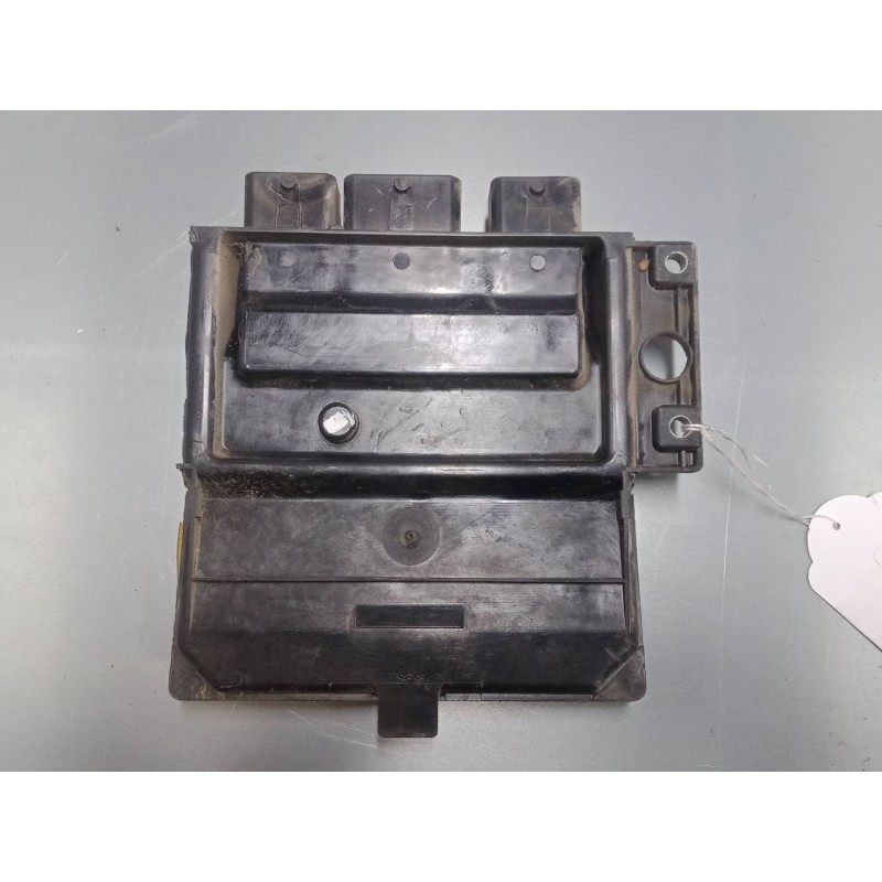 Recambio de centralita motor uce para renault scénic ii (jm0/1_) 1.5 dci (jm02, jm13) referencia OEM IAM 8200334419   Recambio de centralita motor uce para renault scénic ii (jm0/1_) 1.5 dci (jm02, jm13) referencia OEM IAM 8200334419