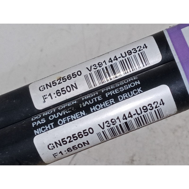Recambio de amortiguadores malet/porton para renault scénic ii (jm0/1_) 1.5 dci (jm02, jm13) referencia OEM IAM    Recambio de amortiguadores malet/porton para renault scénic ii (jm0/1_) 1.5 dci (jm02, jm13) referencia OEM IAM