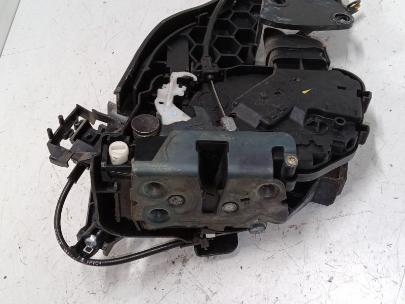 Recambio de cerradura puerta trasera izquierda para volvo v50 (545) 2.0 d referencia OEM IAM 30699111  