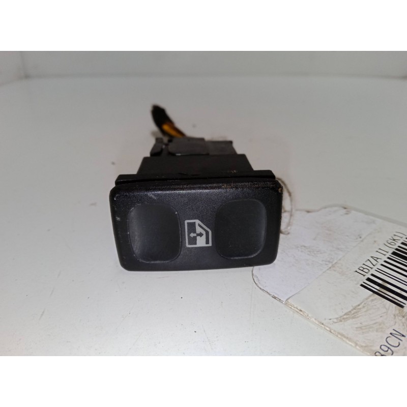 Recambio de mando elevalunas delantero derecho para seat ibiza ii (6k1) 1.4 i referencia OEM IAM   