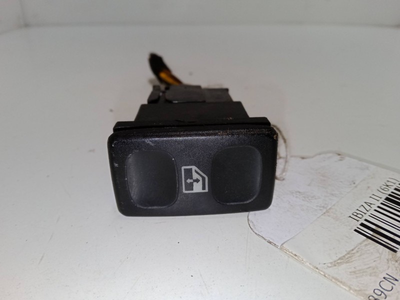 Recambio de mando elevalunas delantero derecho para seat ibiza ii (6k1) 1.4 i referencia OEM IAM   