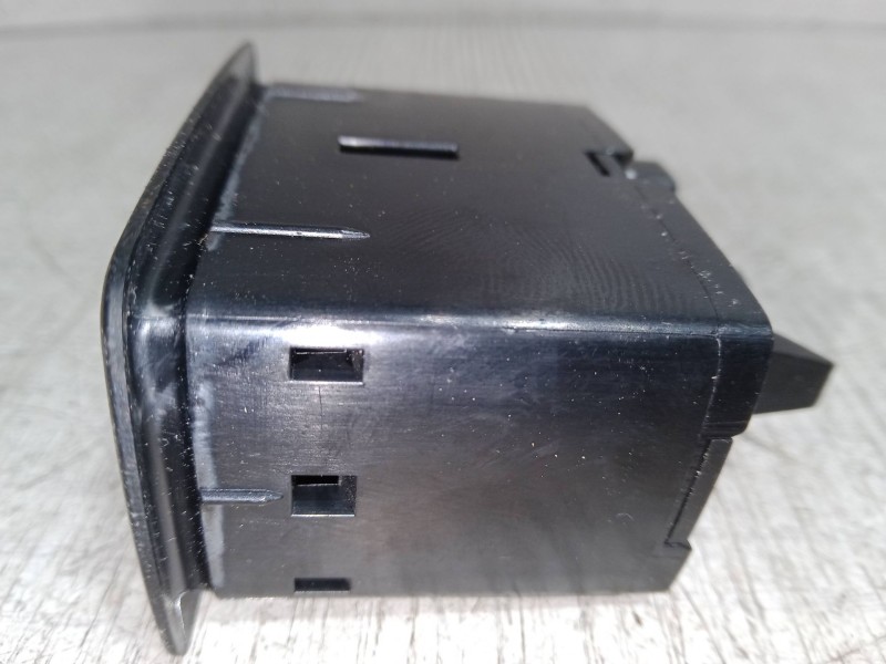 Recambio de mando elevalunas trasero izquierdo para mercedes-benz clase m (w164) ml 350 cdi 4-matic (164.122) referencia OEM IAM