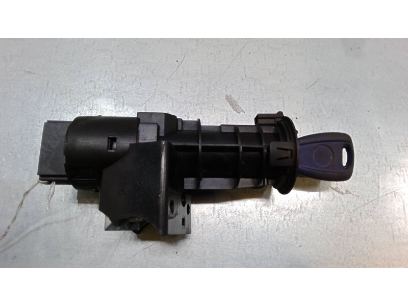 Recambio de clausor para fiat punto (188_) 1.2 60 (188.030, .050, .130, .150, .230, .250) referencia OEM IAM   