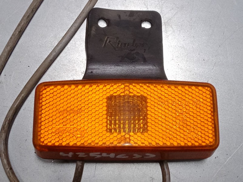 Recambio de intermitente lateral derecho para mitsubishi canter fe659h referencia OEM IAM   