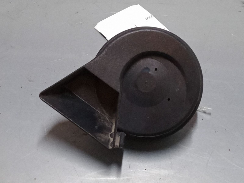 Recambio de claxon para audi a4 b7 avant (8ed) 2.0 tdi referencia OEM IAM   