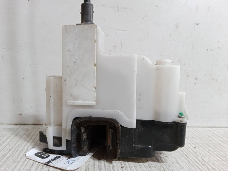 Recambio de cerradura puerta trasera izquierda para fiat panda / panda classic (169_) 1.1 (169.axa1a) referencia OEM IAM   