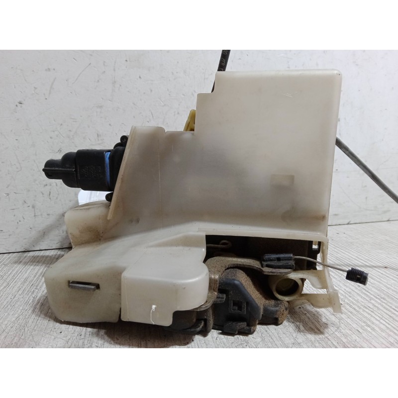 Recambio de cerradura puerta delantera izquierda para volkswagen polo iv sedán (9a4, 9a2, 9n2, 9a6) 1.4 referencia OEM IAM   