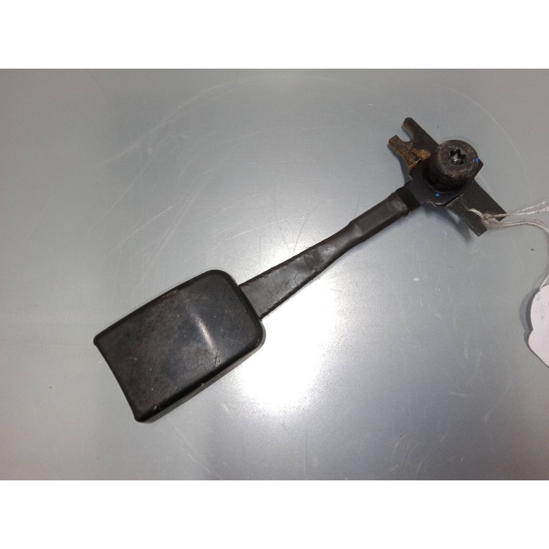 Recambio de anclaje cinturon delantero izquierdo para ford transit connect (p65_, p70_, p80_) 1.8 tdci referencia OEM IAM    Recambio de anclaje cinturon delantero izquierdo para ford transit connect (p65_, p70_, p80_) 1.8 tdci referencia OEM IAM