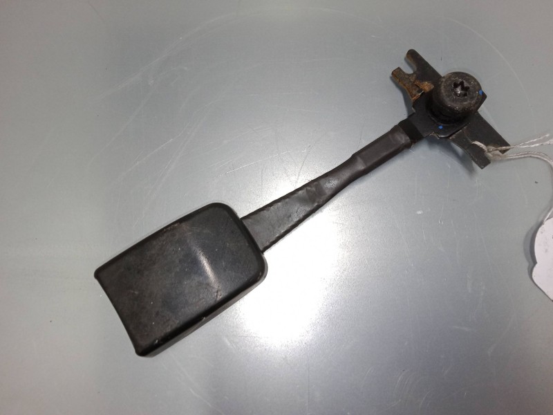 Recambio de anclaje cinturon delantero izquierdo para ford transit connect (p65_, p70_, p80_) 1.8 tdci referencia OEM IAM    Recambio de anclaje cinturon delantero izquierdo para ford transit connect (p65_, p70_, p80_) 1.8 tdci referencia OEM IAM