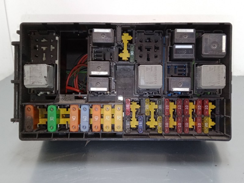 Recambio de caja reles / fusibles para ford transit connect (p65_, p70_, p80_) 1.8 tdci referencia OEM IAM    Recambio de caja reles / fusibles para ford transit connect (p65_, p70_, p80_) 1.8 tdci referencia OEM IAM