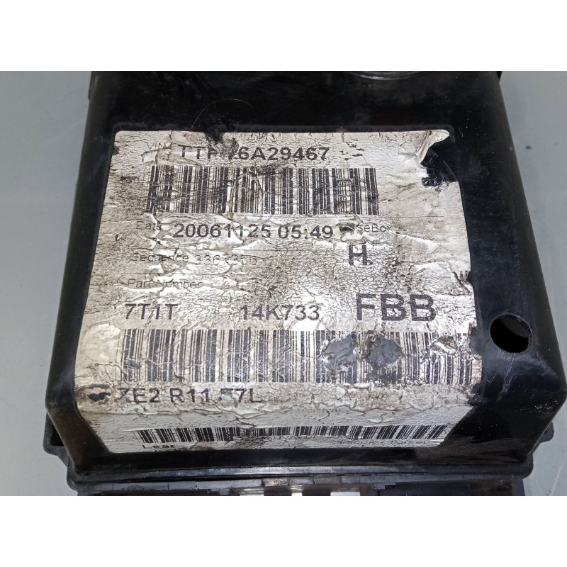 Recambio de caja reles / fusibles para ford transit connect (p65_, p70_, p80_) 1.8 tdci referencia OEM IAM    Recambio de caja reles / fusibles para ford transit connect (p65_, p70_, p80_) 1.8 tdci referencia OEM IAM