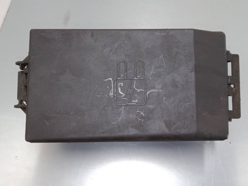 Recambio de caja reles / fusibles para ford transit connect (p65_, p70_, p80_) 1.8 tdci referencia OEM IAM    Recambio de caja reles / fusibles para ford transit connect (p65_, p70_, p80_) 1.8 tdci referencia OEM IAM