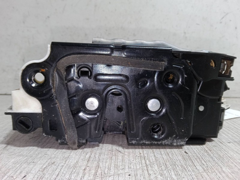 Recambio de cerradura puerta delantera derecha para volkswagen tiguan (5n_) 2.0 tdi referencia OEM IAM 3C1837016A  