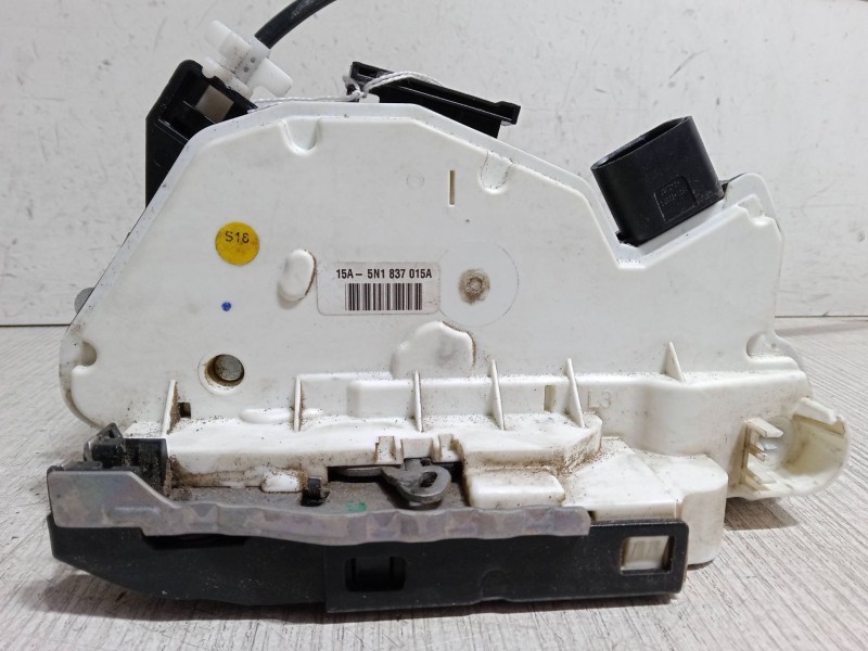 Recambio de cerradura puerta delantera izquierda para volkswagen tiguan (5n_) 2.0 tdi referencia OEM IAM 3C1837015A  