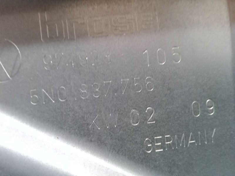 Recambio de elevalunas delantero derecho para volkswagen tiguan (5n_) 2.0 tdi referencia OEM IAM 5N0837462  