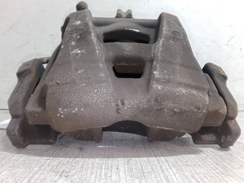Recambio de pinza freno delantera derecha para volkswagen tiguan (5n_) 2.0 tdi referencia OEM IAM 5N0615124  