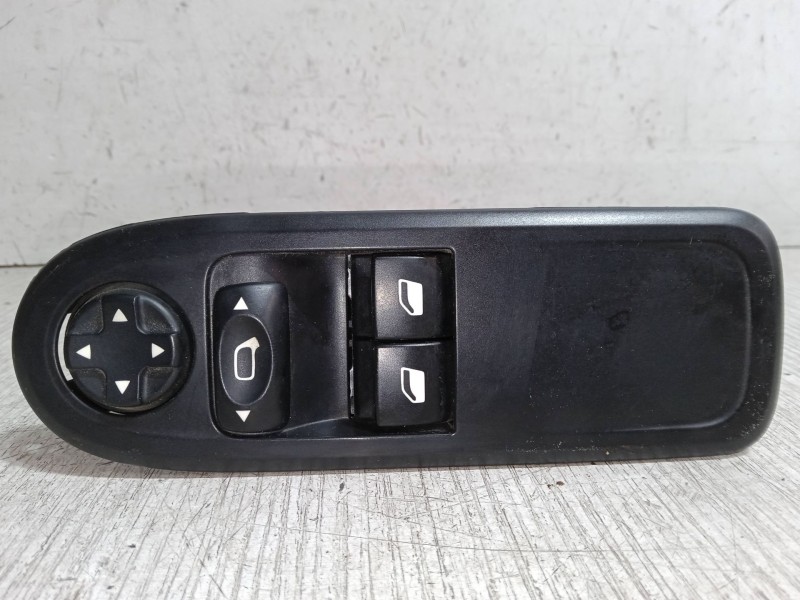 Recambio de mando elevalunas delantero izquierdo para citroën c3 ii (sc_) 1.4 hdi 70 (sc8hzc, sc8hr0, sc8hp4) referencia OEM IAM