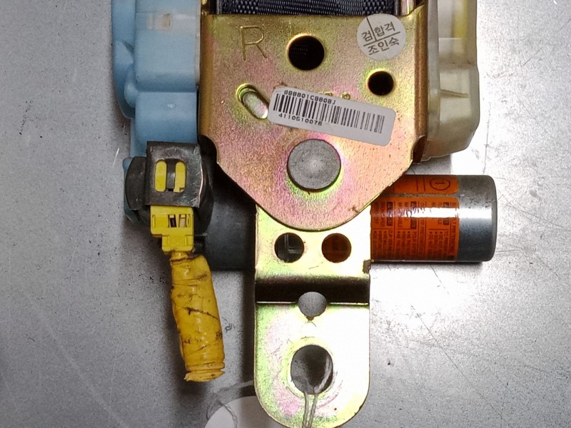 Recambio de cinturon seguridad delantero derecho para hyundai getz (tb) 1.1 referencia OEM IAM   