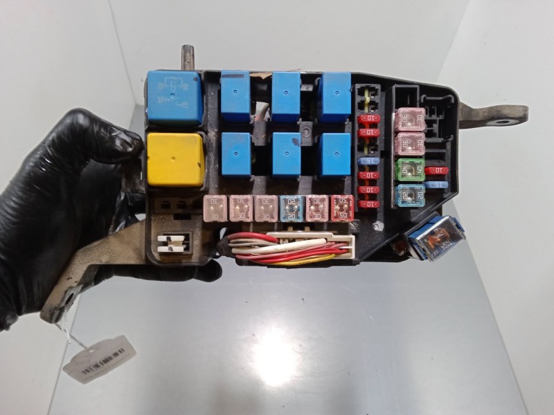 Recambio de caja reles / fusibles para hyundai getz (tb) 1.1 referencia OEM IAM 912401C160  