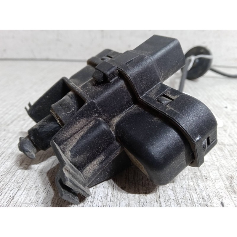 Recambio de motor cierre centralizado tapa combustible para volkswagen tiguan (5n_) 2.0 tdi referencia OEM IAM 5N0810773D  