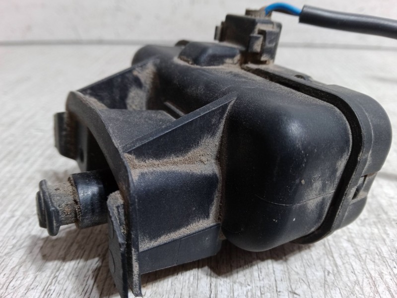 Recambio de motor cierre centralizado tapa combustible para volkswagen tiguan (5n_) 2.0 tdi referencia OEM IAM 5N0810773D  