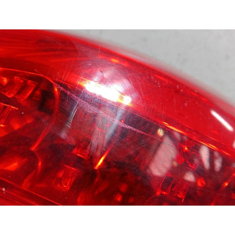 Recambio de piloto trasero derecho para renault laguna iii (bt0/1) 1.5 dci (bt00, bt0a, bt0t, bt1j) referencia OEM IAM 265500001