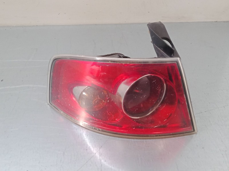 Recambio de piloto trasero izquierdo para seat ibiza iii (6l1) 1.9 sdi referencia OEM IAM   