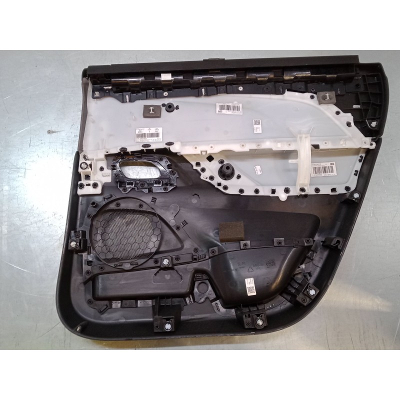Recambio de guarnecido puerta trasero izquierdo para citroën c4 spacetourer (3d_) 1.5 bluehdi 130 referencia OEM IAM   