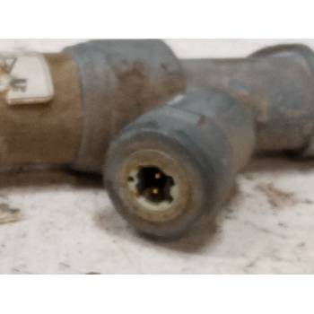 ANCLAJE CINTURON DELANTERO DERECHO 