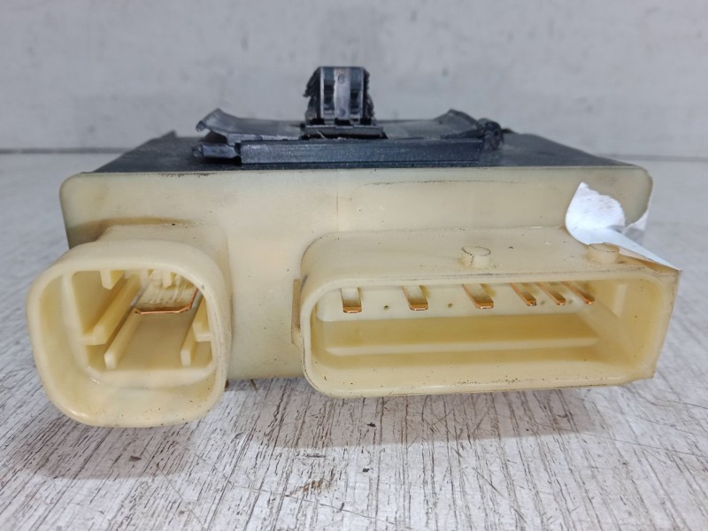 Recambio de caja precalentamiento para citroën c2 (jm_) 1.4 hdi referencia OEM IAM 9652021180  