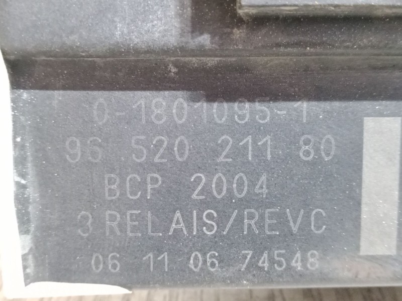 Recambio de caja precalentamiento para citroën c2 (jm_) 1.4 hdi referencia OEM IAM 9652021180  