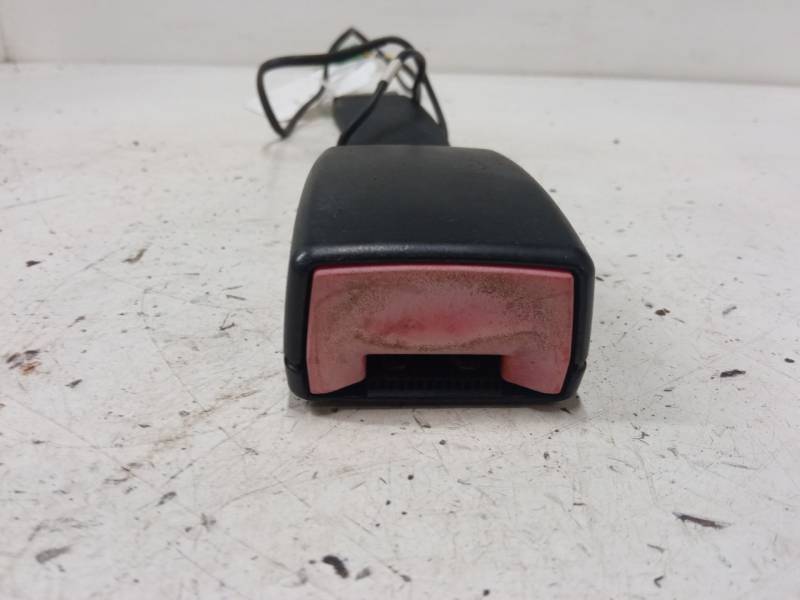 ANCLAJE CINTURON DELANTERO IZQUIERDO 