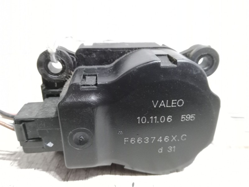 Recambio de motor apertura trampillas climatizador para citroën c2 (jm_) 1.4 hdi referencia OEM IAM   