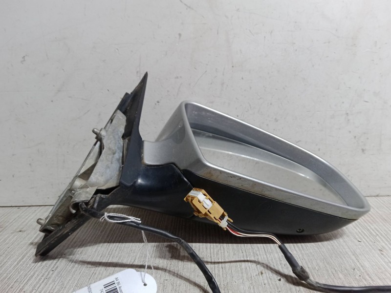 Recambio de retrovisor electrico derecho para audi a4 b6 avant (8e5) 2.0 referencia OEM IAM    Recambio de retrovisor electrico derecho para audi a4 b6 avant (8e5) 2.0 referencia OEM IAM
