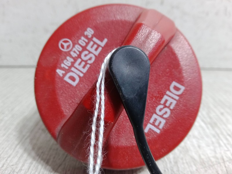 Recambio de tapon combustible para mercedes-benz clase m (w164) ml 350 cdi 4-matic (164.122) referencia OEM IAM A1644700130  