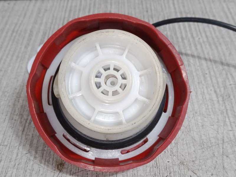 Recambio de tapon combustible para mercedes-benz clase m (w164) ml 350 cdi 4-matic (164.122) referencia OEM IAM A1644700130  