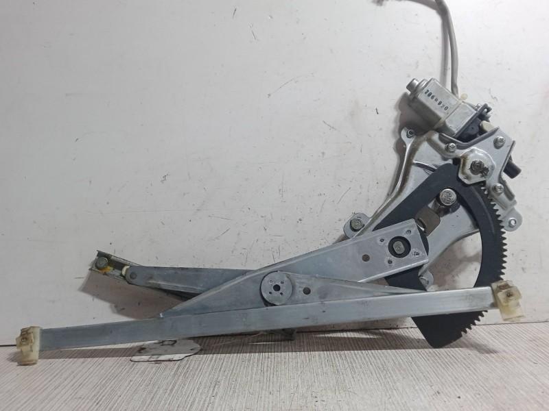 Recambio de elevalunas electrico delantero derecho para chevrolet aveo / kalos sedán (t200) 1.4 referencia OEM IAM 96652142  