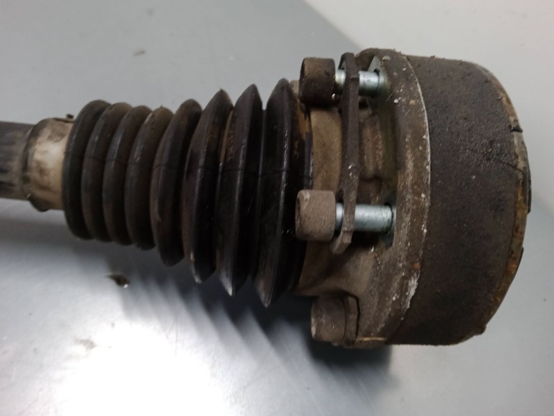 Recambio de transmision delantera izquierda para volkswagen golf v (1k1) 1.6 referencia OEM IAM 5Q0407271B  