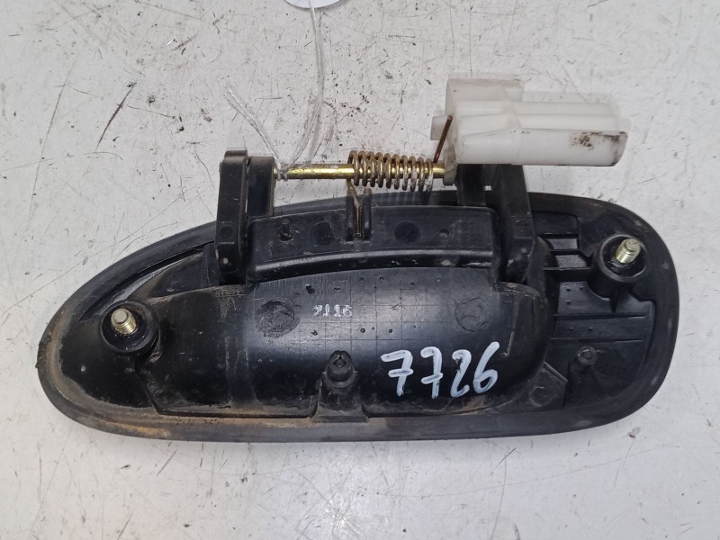 Recambio de maneta exterior trasera derecha para mazda 323 f v (ba) 1.8 16v (ba8p) referencia OEM IAM    Recambio de maneta exterior trasera derecha para mazda 323 f v (ba) 1.8 16v (ba8p) referencia OEM IAM