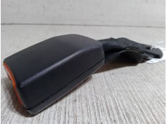 Recambio de enganche cinturon trasero derecho para ford focus c-max (dm2) 1.6 tdci referencia OEM IAM 1466561  