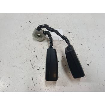 ANCLAJE CINTURON TRASERO IZQUIERDO 6R0857739A 