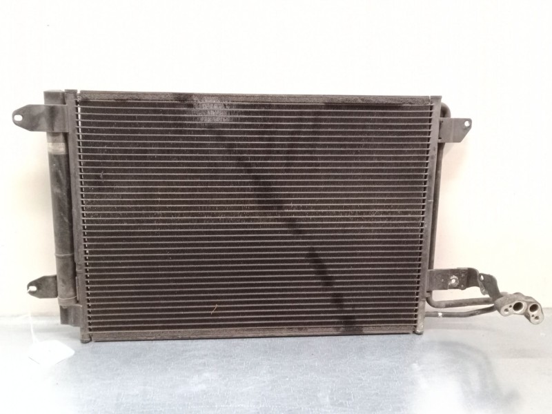 Recambio de condensador aire acondicionado para volkswagen golf v (1k1) 1.6 referencia OEM IAM 1K0820411H  