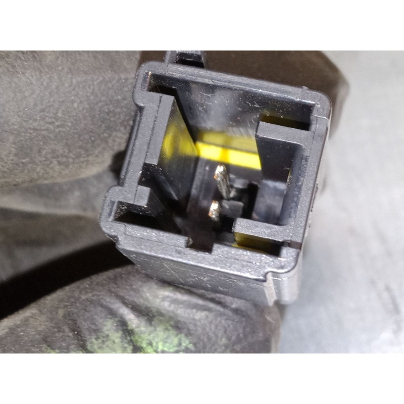 Recambio de anclaje cinturon delantero derecho para citroën c4 spacetourer (3d_) 1.5 bluehdi 130 referencia OEM IAM A6213509  