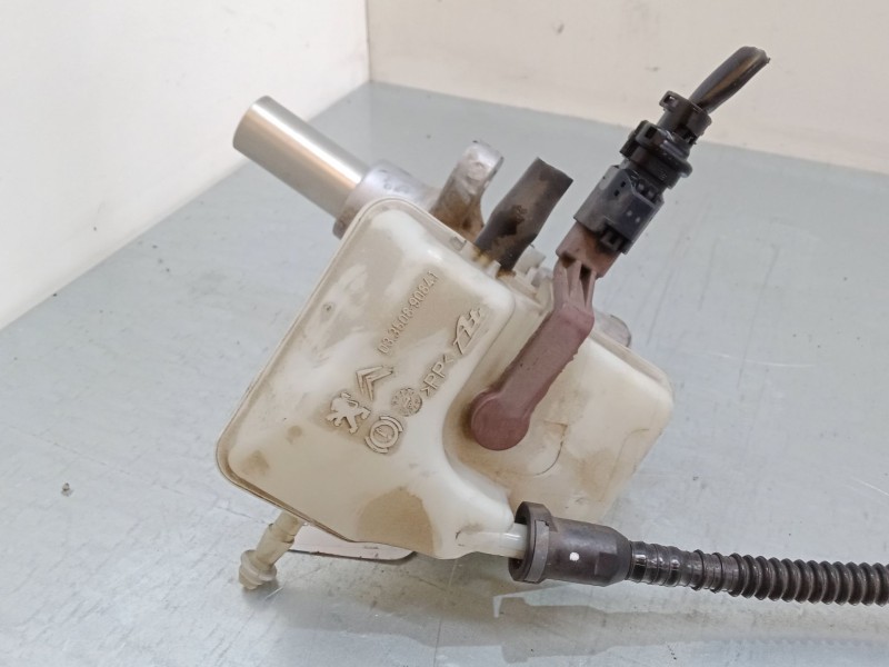 Recambio de bomba freno para citroën c4 spacetourer (3d_) 1.5 bluehdi 130 referencia OEM IAM   