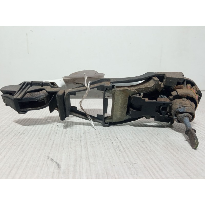 Recambio de maneta exterior puerta delantera derecha para volkswagen golf iv (1j1) 1.9 tdi referencia OEM IAM 3B0837885/886  