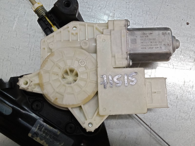 Recambio de elevalunas delantero derecho para citroën c4 spacetourer (3d_) 1.5 bluehdi 130 referencia OEM IAM 982607628098257096