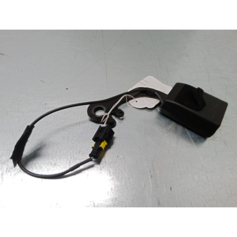 Recambio de enganche cinturon trasero derecho para citroën c4 spacetourer (3d_) 1.5 bluehdi 130 referencia OEM IAM 98001481XT  