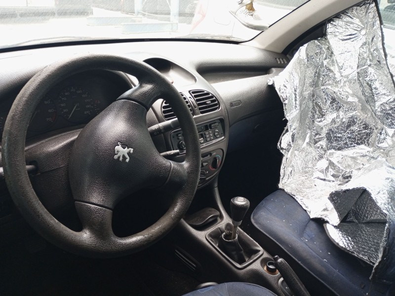 peugeot 206 hatchback (2a/c) del año 2001