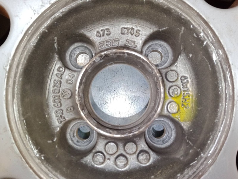 Recambio de llanta alumino 15´´ para volkswagen golf iii (1h1) 1.6 referencia OEM IAM   